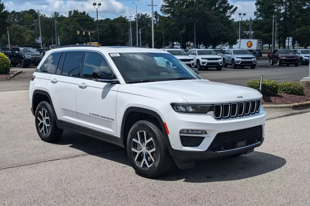 2025 Jeep Grand Cherokee Limited photo 1