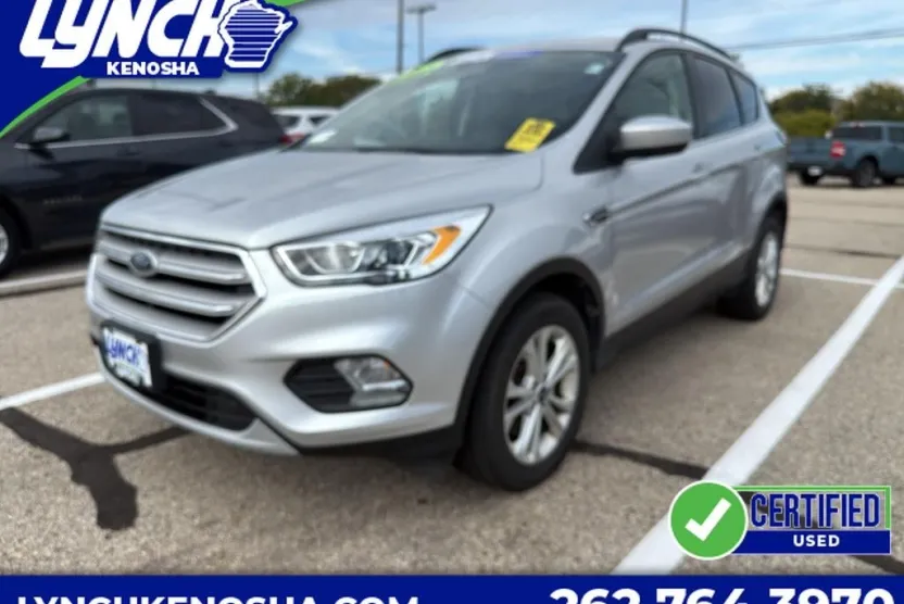 2019 Ford Escape SEL photo 1