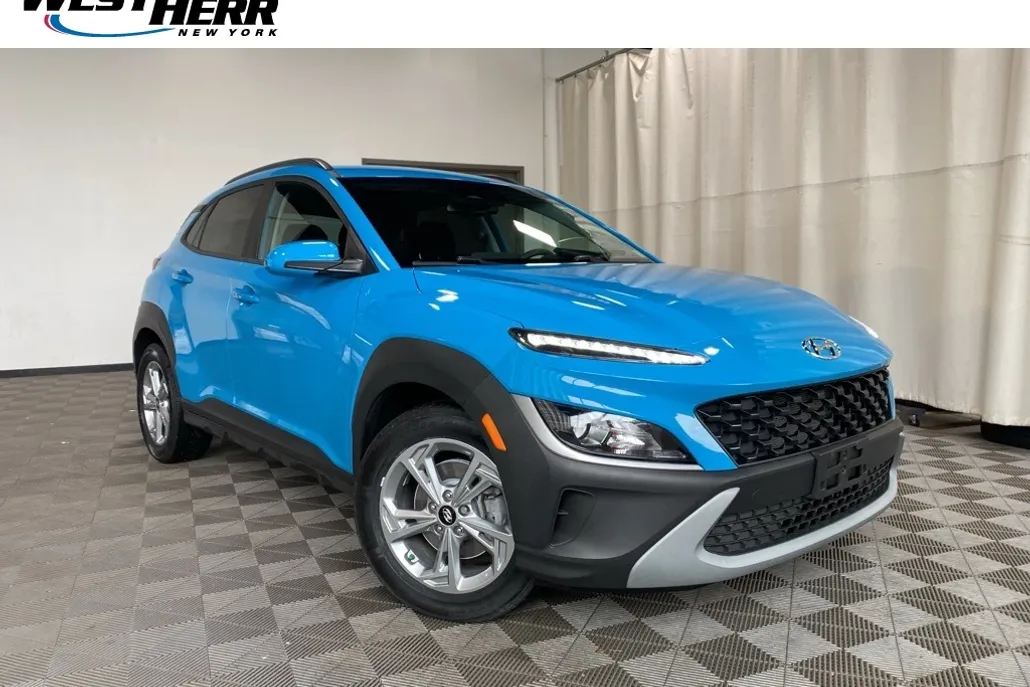 2023 Hyundai Kona SEL photo 1
