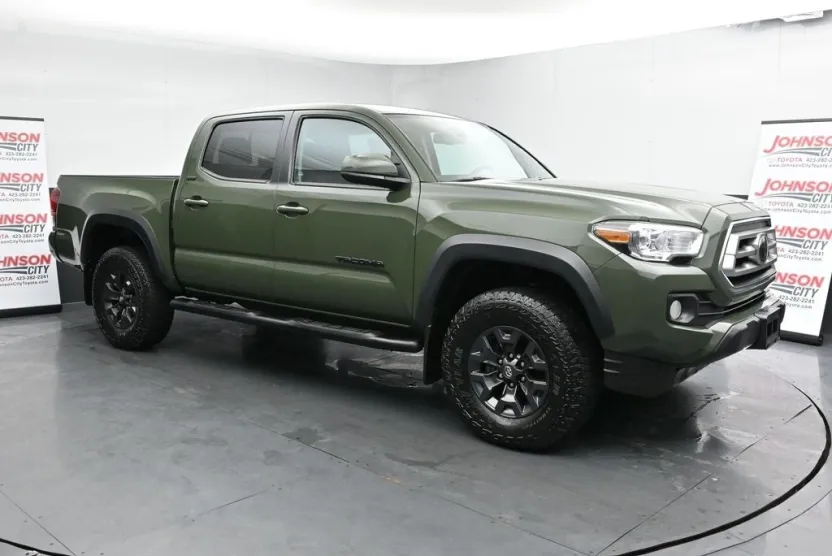 2021 Toyota Tacoma SR5 Double Cab V6 photo 1