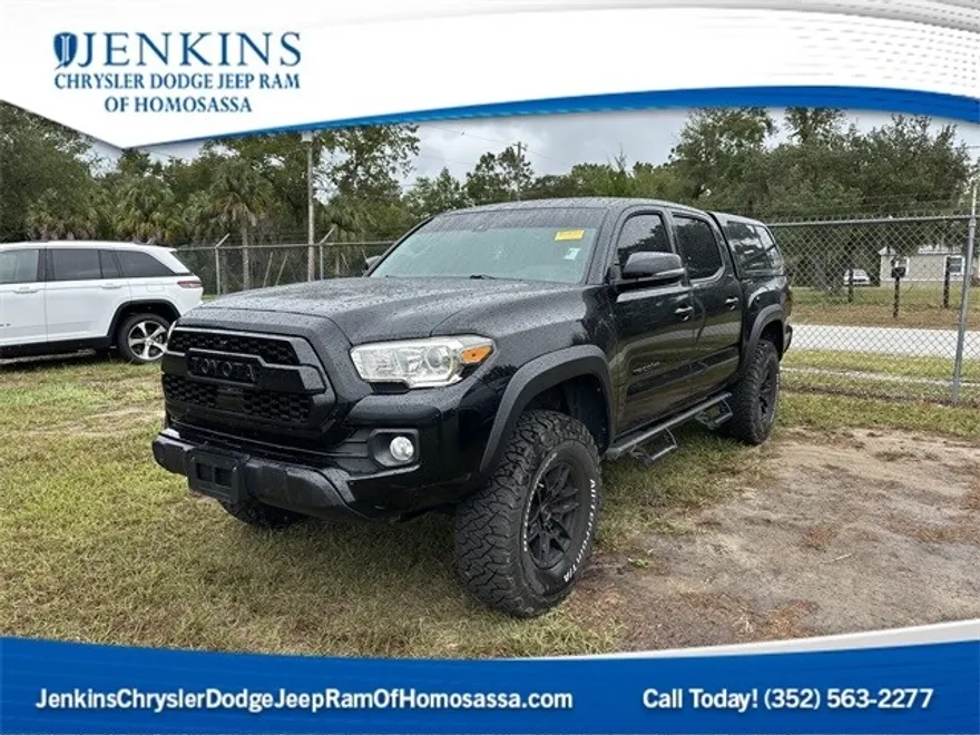 2021 Toyota Tacoma V6 4x4 photo 1