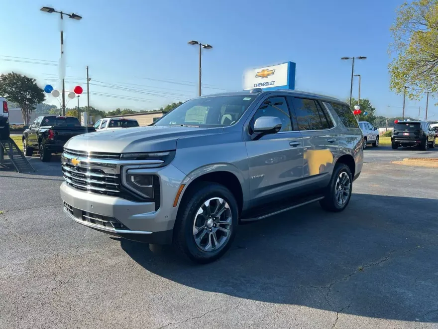 2026 Chevrolet Tahoe LT photo 1