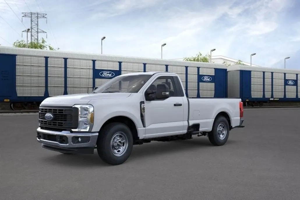 2025 Ford F-250 photo 1