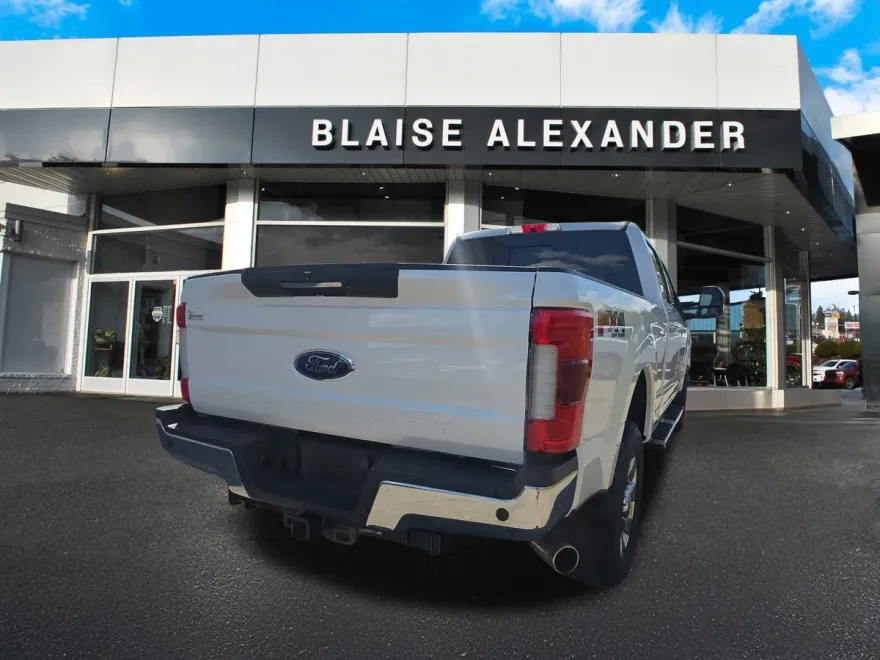 2019 Ford F-250 Lariat photo 1
