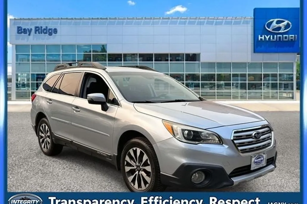 2016 Subaru Outback 3.6R Limited photo 1