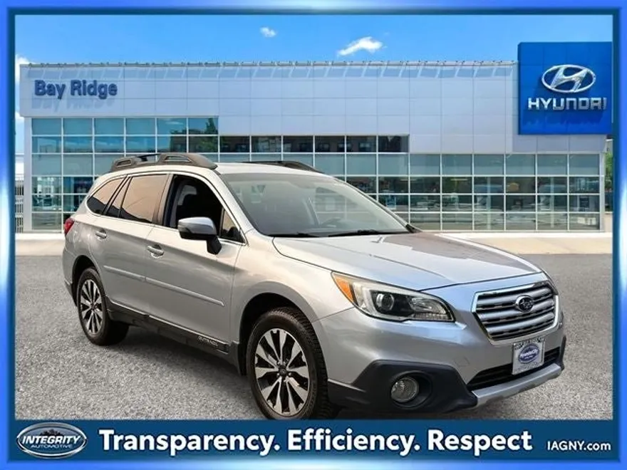 2016 Subaru Outback 3.6R Limited photo 1
