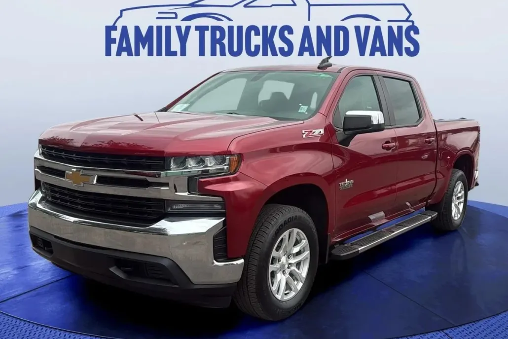 2019 Chevrolet Silverado 1500 LT Z71 photo 1