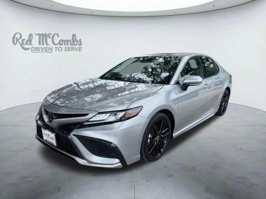 2023 Toyota Camry XSE photo 1