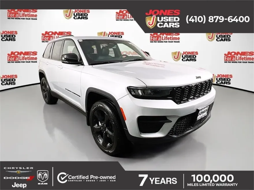 2025 Jeep Grand Cherokee Laredo photo 1