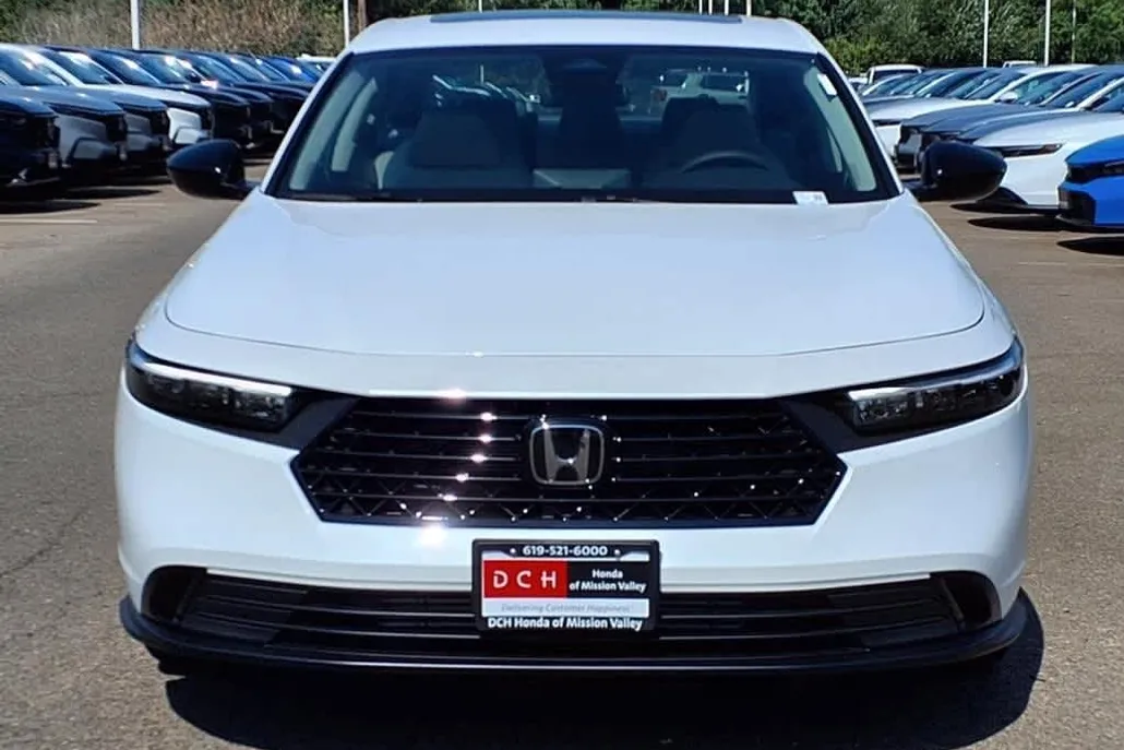 2025 Honda Accord SE photo 1