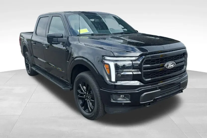 2025 Ford F-150 Lariat photo 1