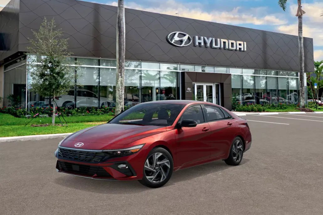2025 Hyundai Elantra SEL Sport photo 1