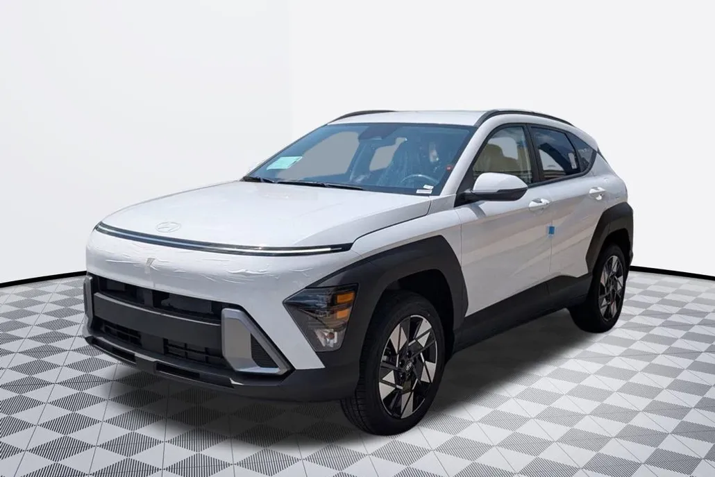 2025 Hyundai Kona SEL photo 1