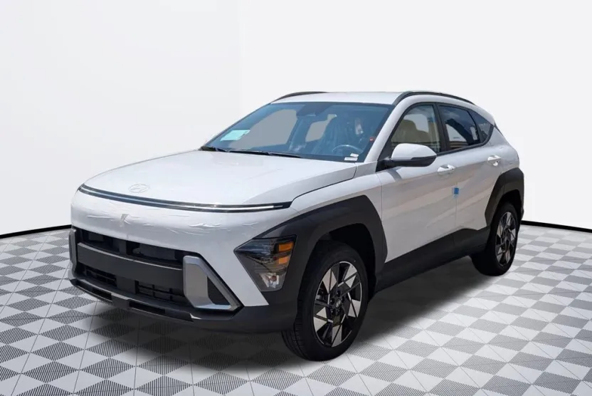 2025 Hyundai Kona SEL photo 1