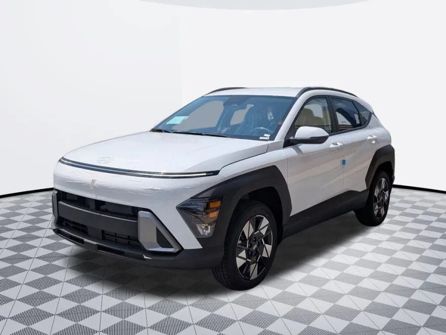 2025 Hyundai Kona SEL photo 1