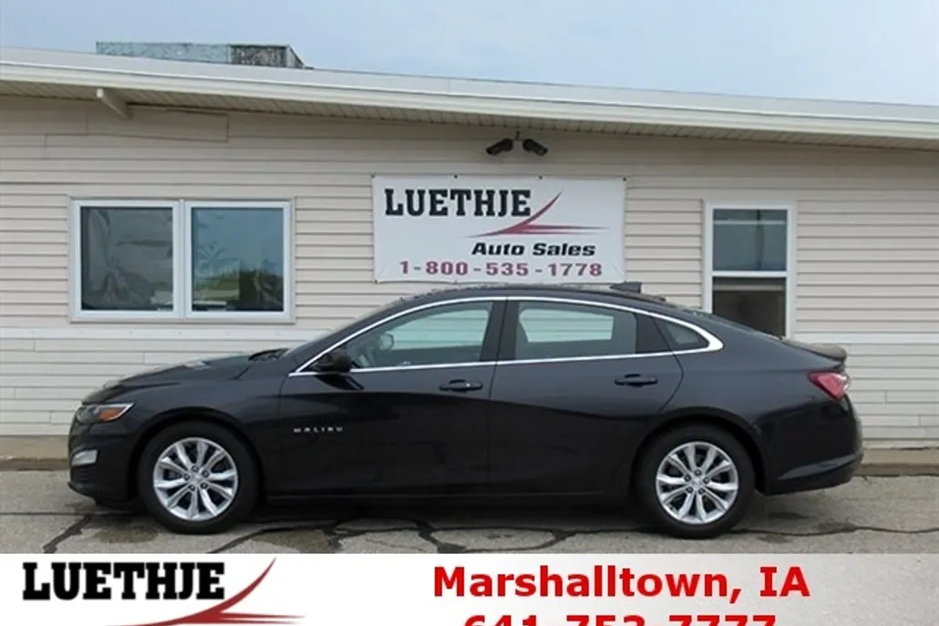 2022 Chevrolet Malibu 1LT photo 1