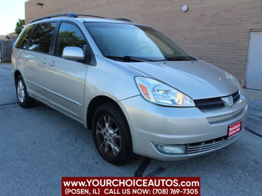 2005 Toyota Sienna XLE photo 1