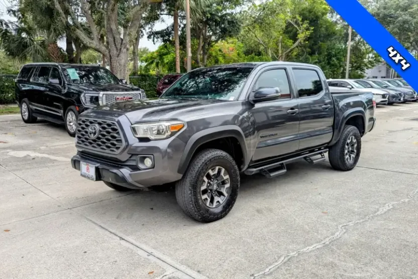 2020 Toyota Tacoma 4x4 TRD photo 1