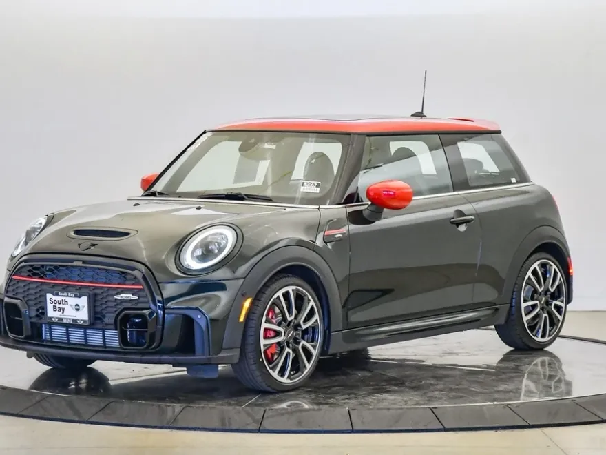 2023 Mini Cooper 2 Door Hardtop photo 1