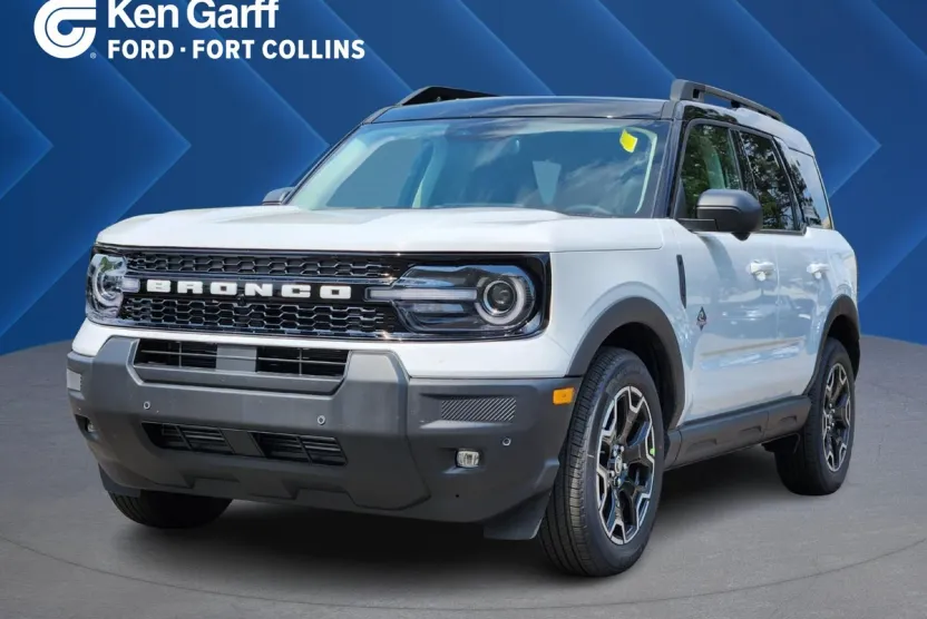 2025 Ford Bronco Sport Outer Banks photo 1