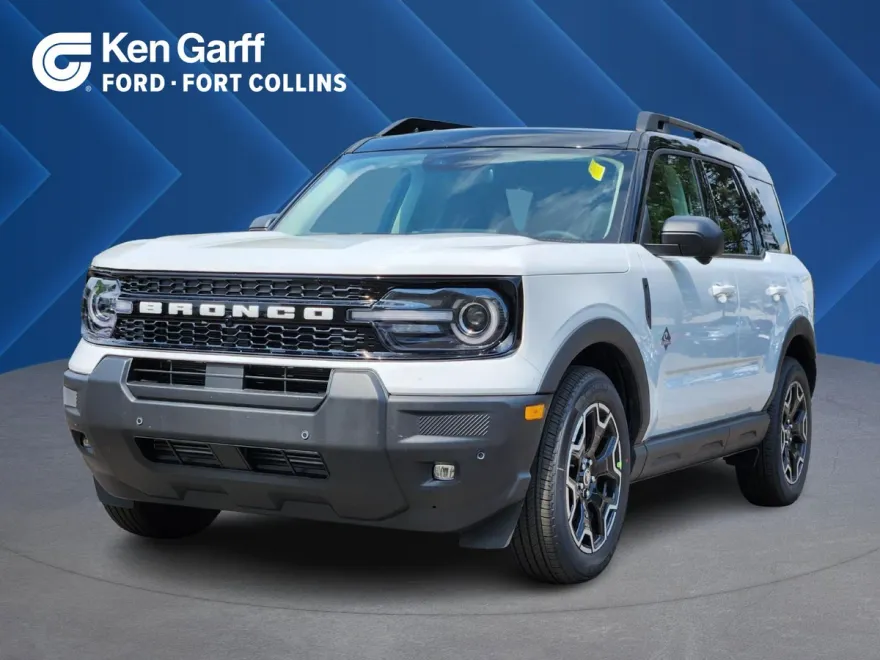 2025 Ford Bronco Sport Outer Banks photo 1