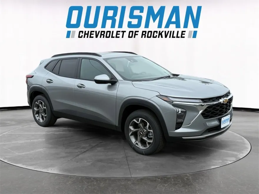 2026 Chevrolet Trax LT photo 1