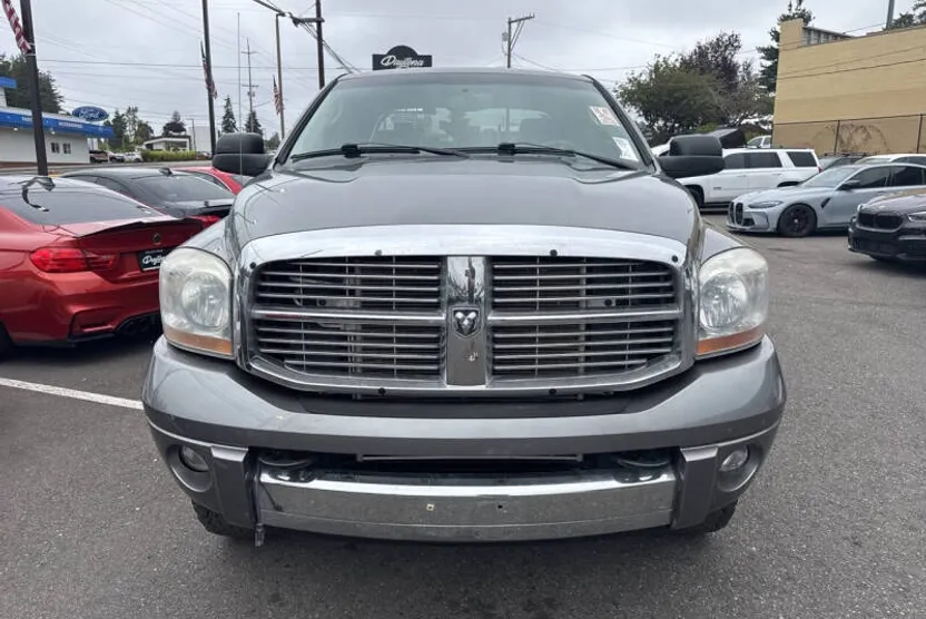 2006 Dodge Ram Laramie photo 1
