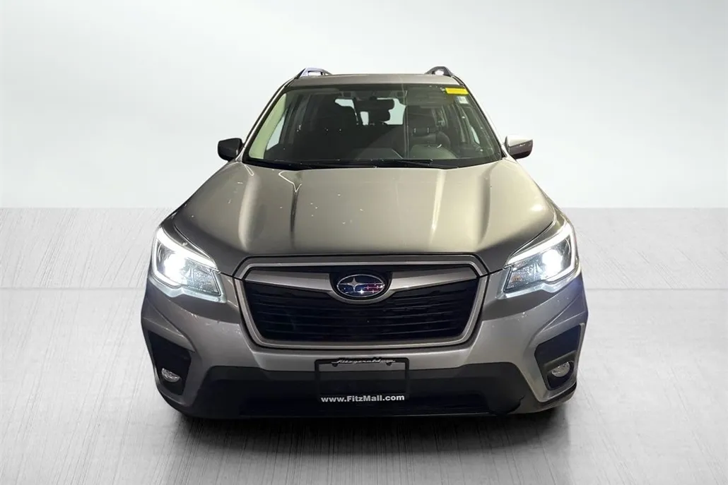 2021 Subaru Forester Premium photo 1