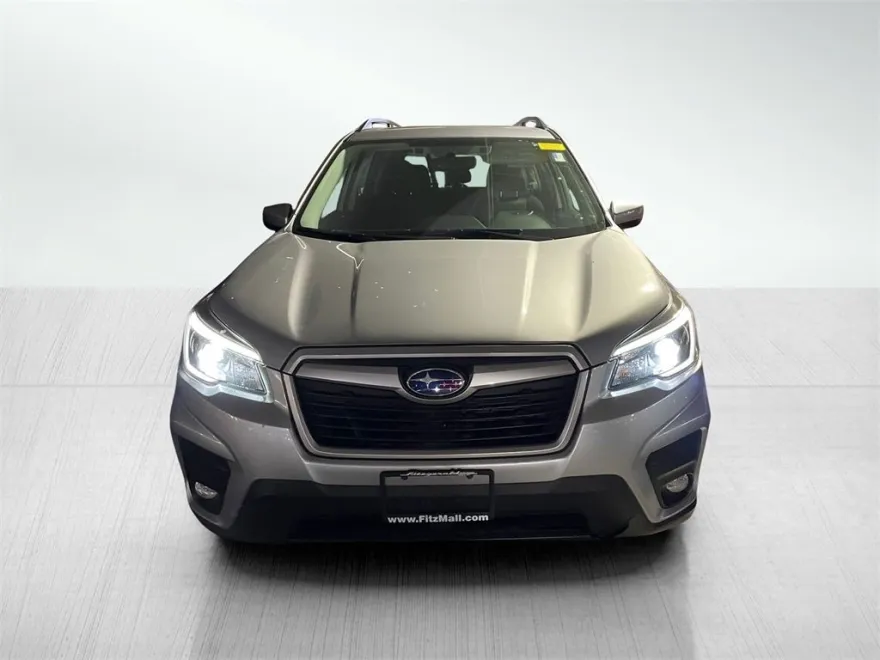 2021 Subaru Forester Premium photo 1