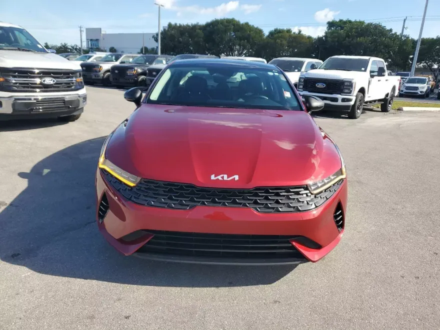 2024 Kia K5 EX photo 1