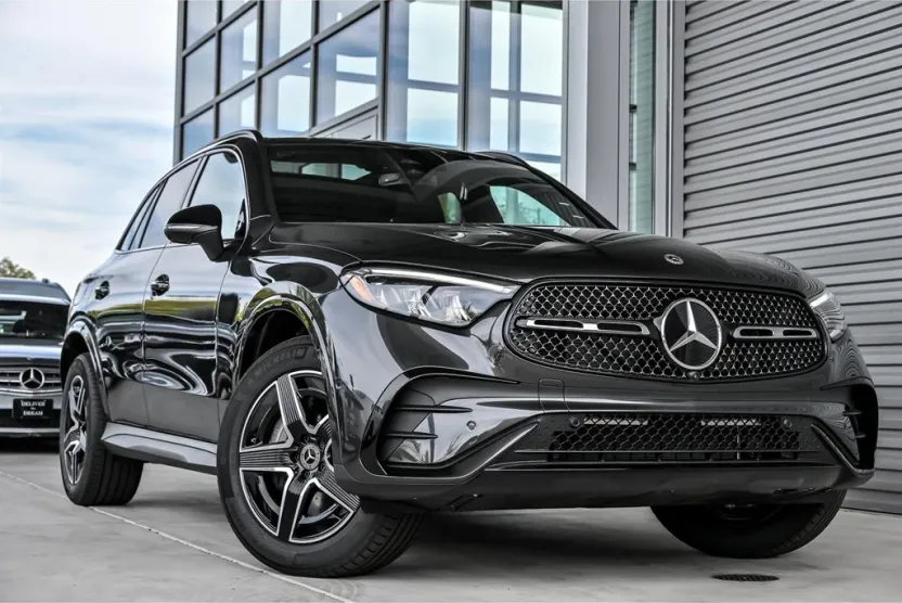 2026 Mercedes Benz GLC 300 4MATIC photo 1