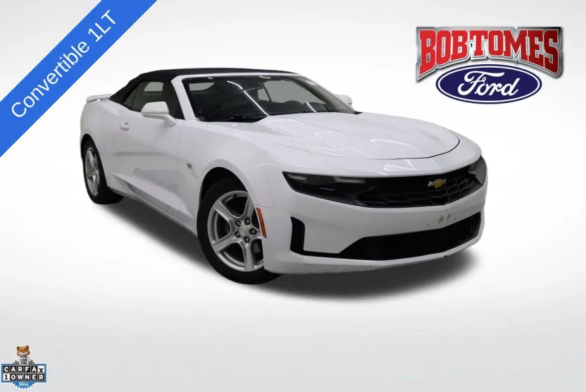 2023 Chevrolet Camaro 1LT photo 1