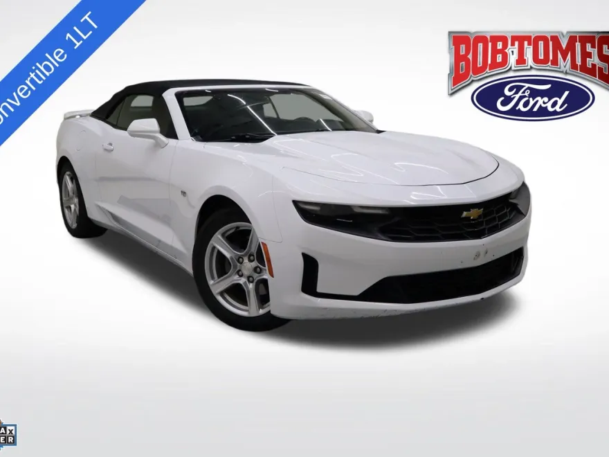 2023 Chevrolet Camaro 1LT photo 1