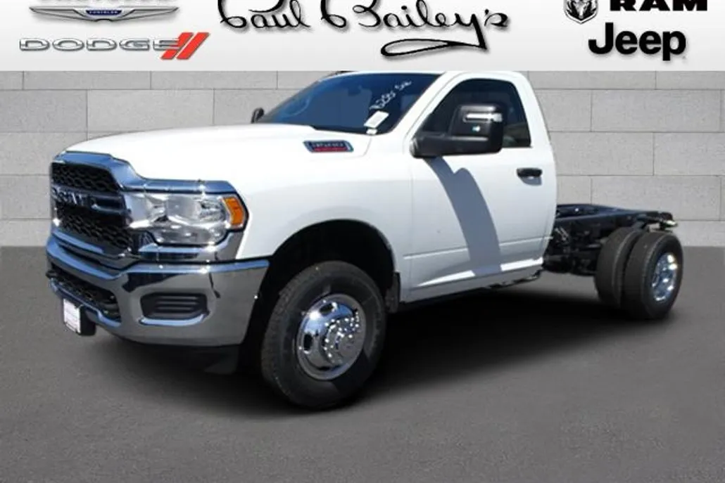 2024 Ram 3500 Tradesman photo 1