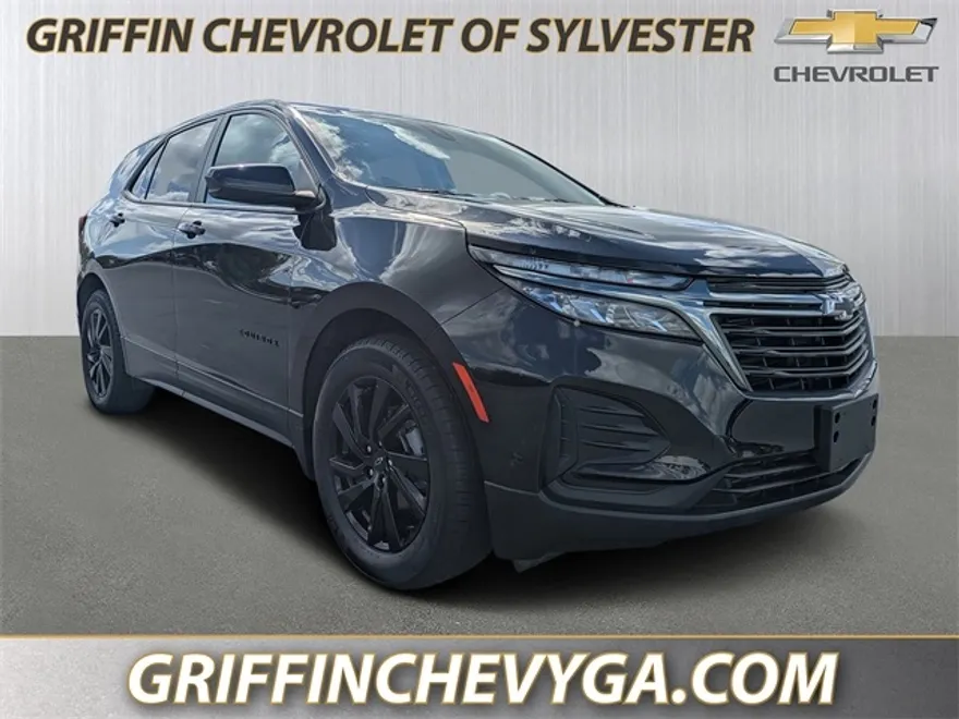2023 Chevrolet Equinox LS photo 1