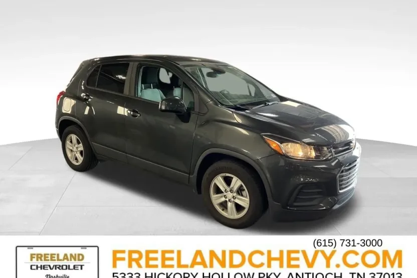 2020 Chevrolet Trax LS photo 1