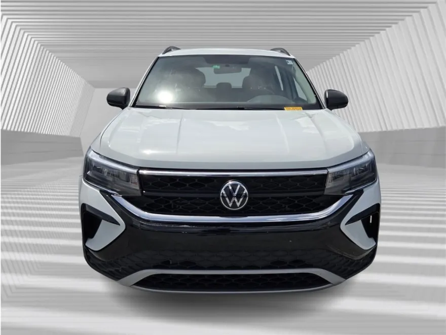 2022 Volkswagen Taos S photo 1