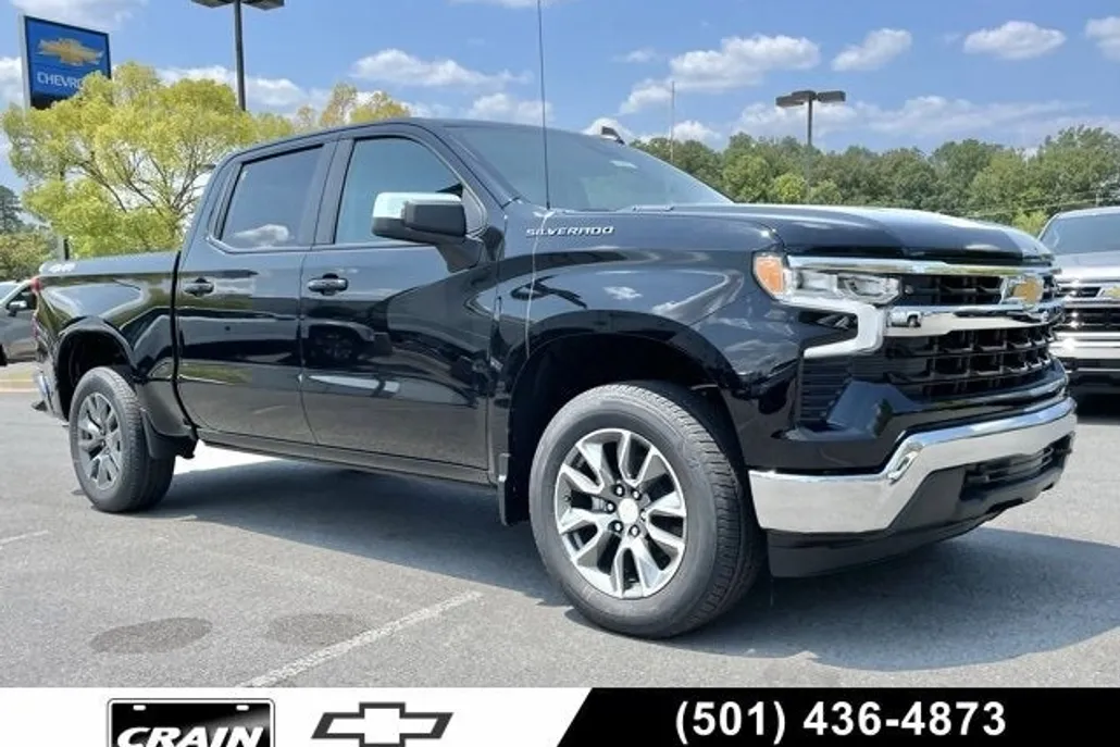 2025 Chevrolet Silverado 1500 LT photo 1
