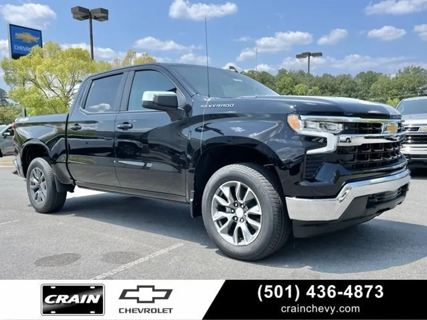 2025 Chevrolet Silverado 1500 LT photo 1
