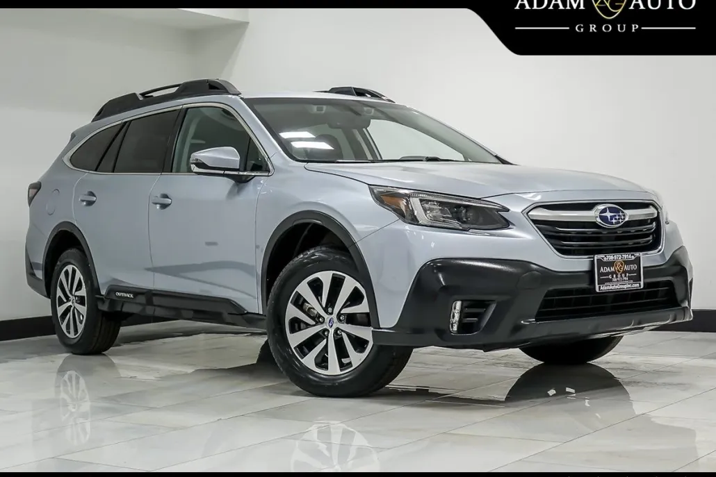 2020 Subaru Outback Premium photo 1
