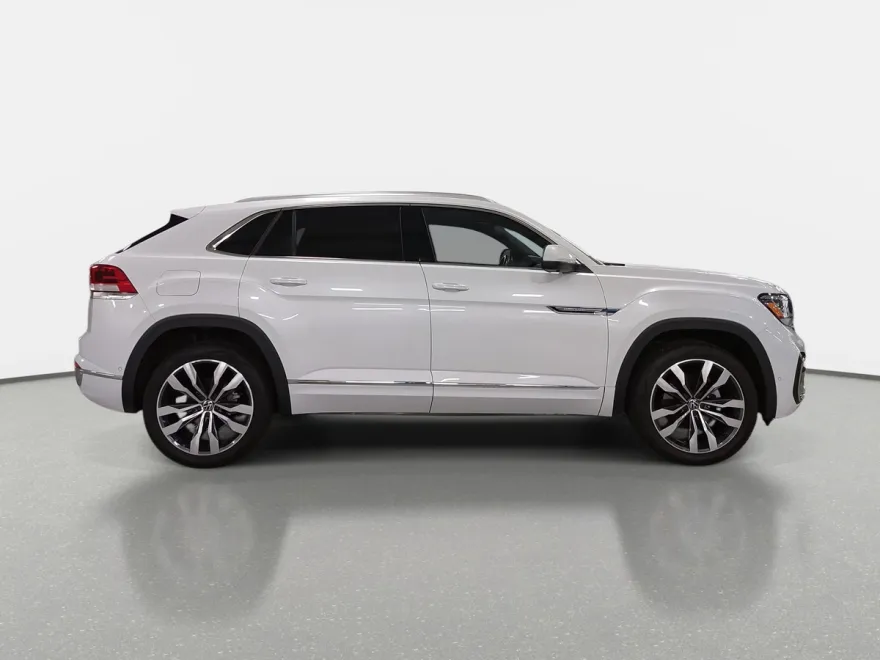 2023 Volkswagen Atlas Cross Sport V6 SEL Premium R-Line photo 1