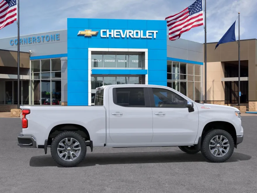 2026 Chevrolet Silverado 1500 LT photo 1