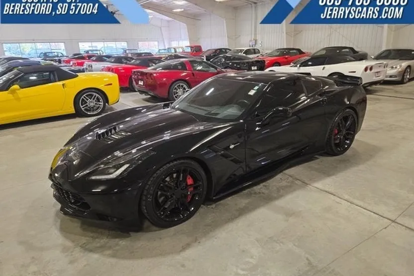 2015 Chevrolet Corvette Stingray Z51 2LT photo 1