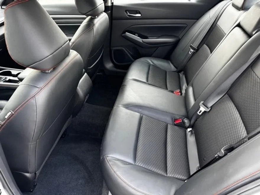 2024 Nissan Altima 2.5 SR photo 1
