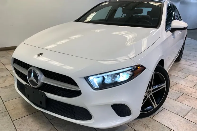 2022 Mercedes Benz A 220 4MATIC photo 1