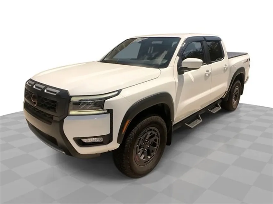 2025 Nissan Frontier Crew Cab PRO-4X photo 1