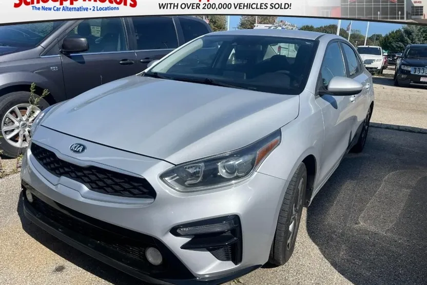 2021 Kia Forte LXS photo 1