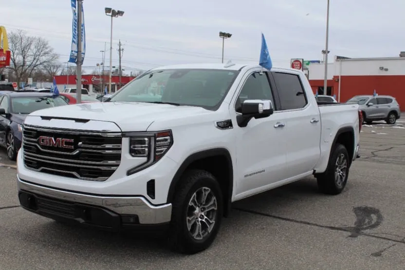 2024 Gmc Sierra 1500 SLT photo 1