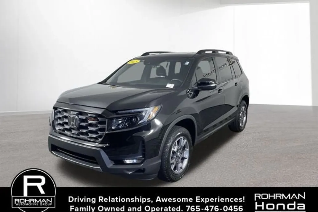 2023 Honda Passport TrailSport photo 1