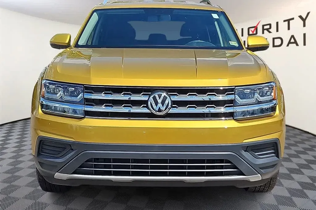 2018 Volkswagen Atlas S photo 1